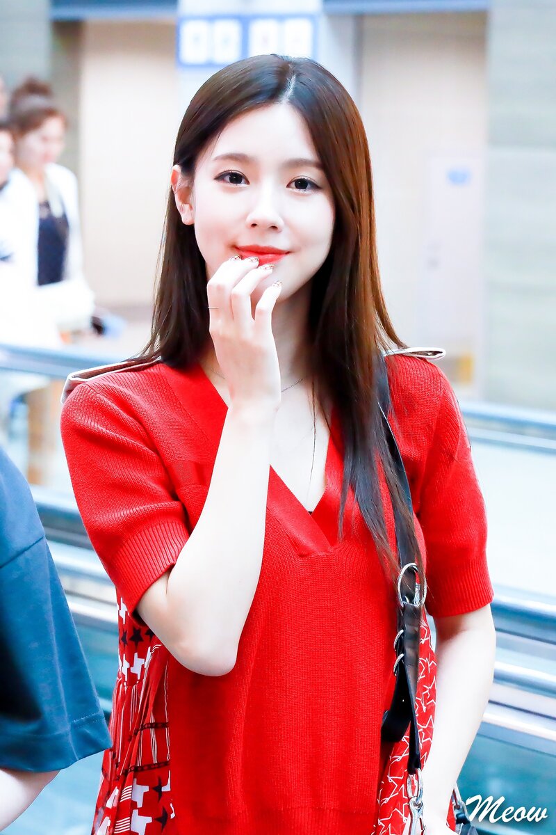 190730 (G)I-DLE Miyeon documents 13