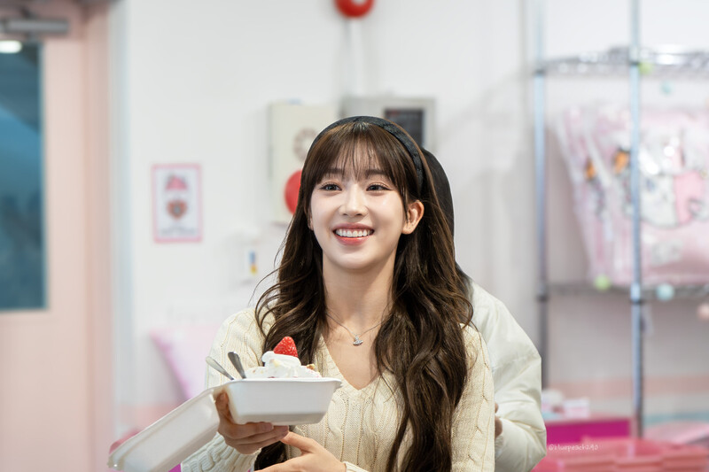 240313 STAYC Sumin - Birthday Cafe Event documents 4