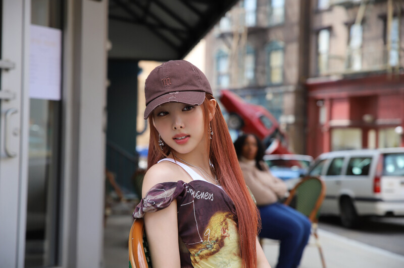 NAYEON 'ABCD' MV - Behind the Scenes documents 3