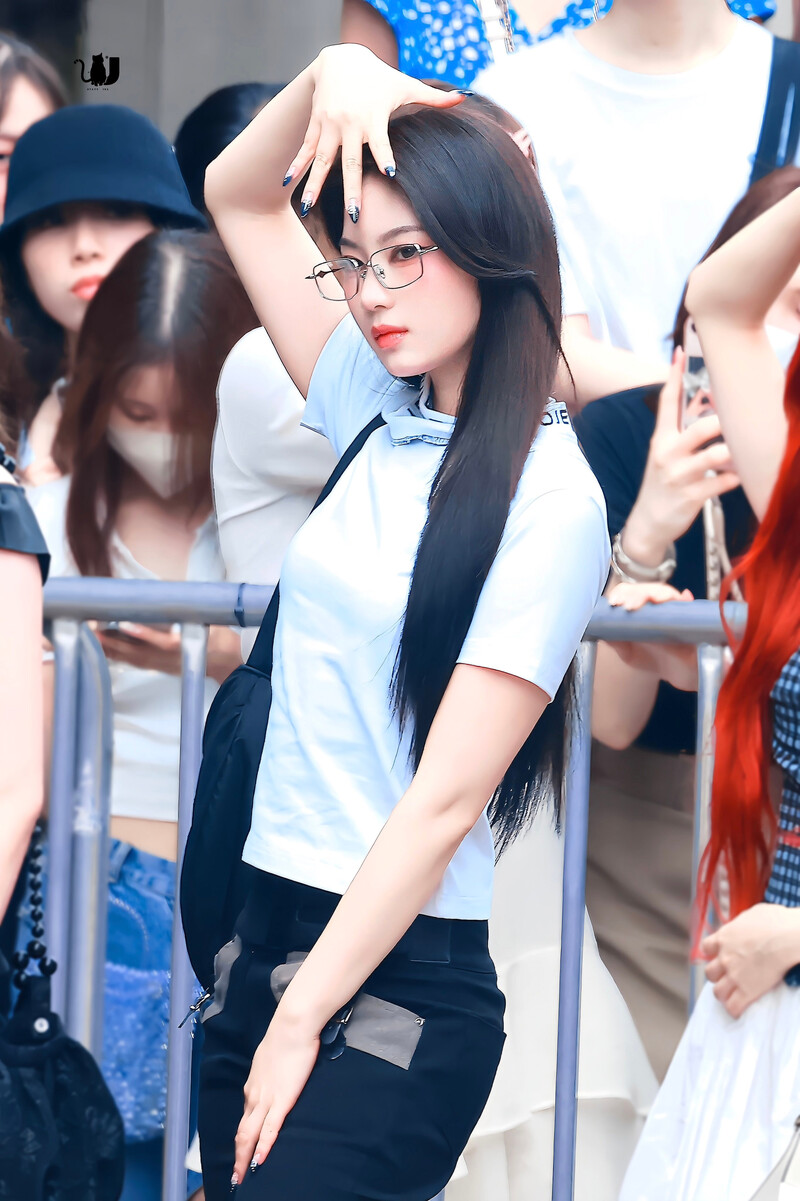 240719 STAYC Isa - Music Bank Commute documents 5