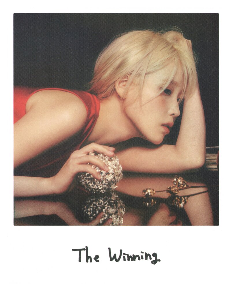 IU - 'The Winning' Photobook documents 6