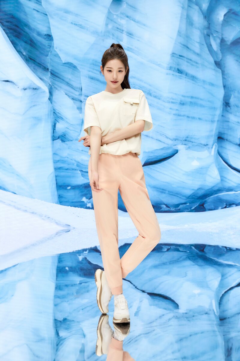 IVE Wonyoung for EIDER 2023 Summer Collection documents 4