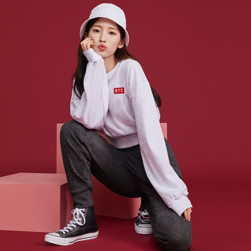 OH MY GIRL's Arin for BYC 2021 Winter Collection documents 1