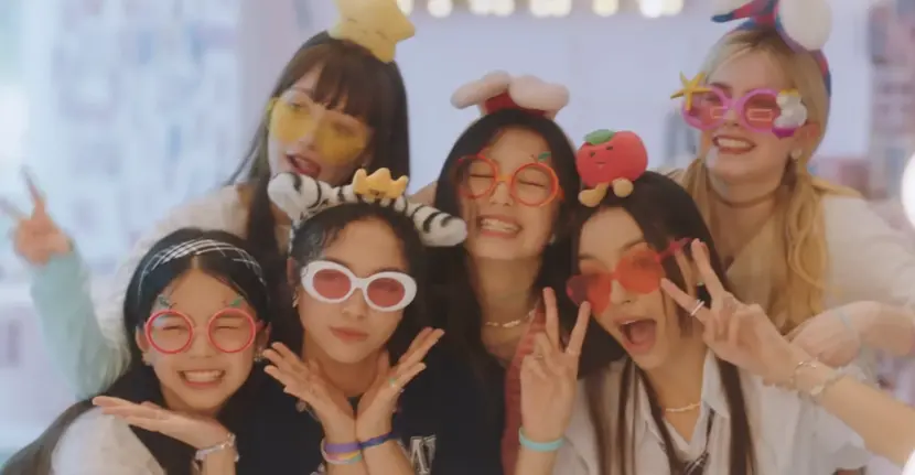 JYP Entertainment's New Girl Group VCHA Reveals "Y.O.Universe" M/V