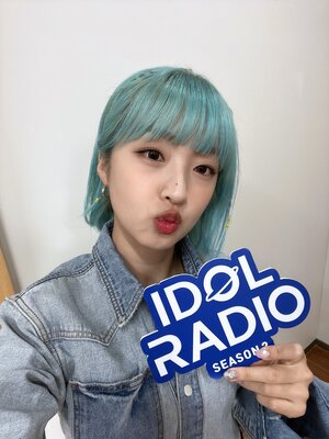 221010 Idol Radio Twitter Update With Adora
