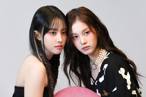 230410 High Up Naver Post - STAYC Yoon & J - GQ April Photoshoot Behind