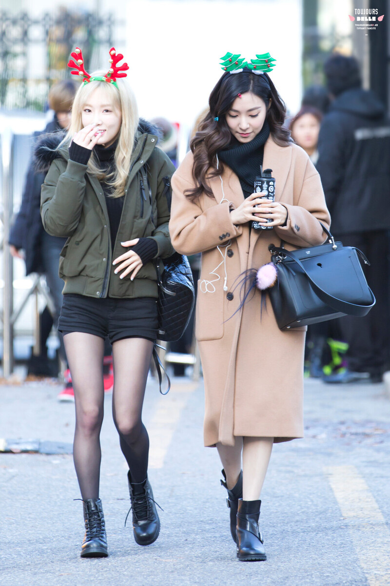 151204 Girls' Generation-TTS Tiffany at Music Bank documents 10