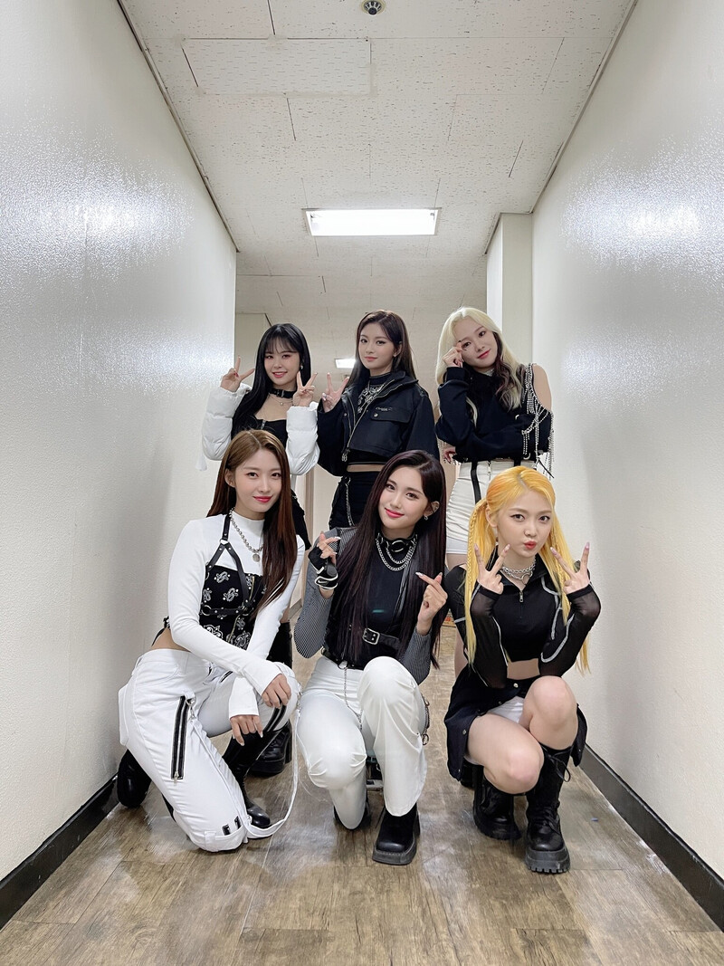 211203 EVERGLOW Twitter Update documents 2