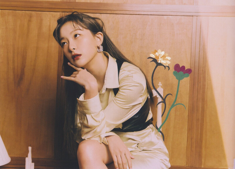 Red Velvet - 1st Japanese Album 'Bloom' [SCANS] documents 1