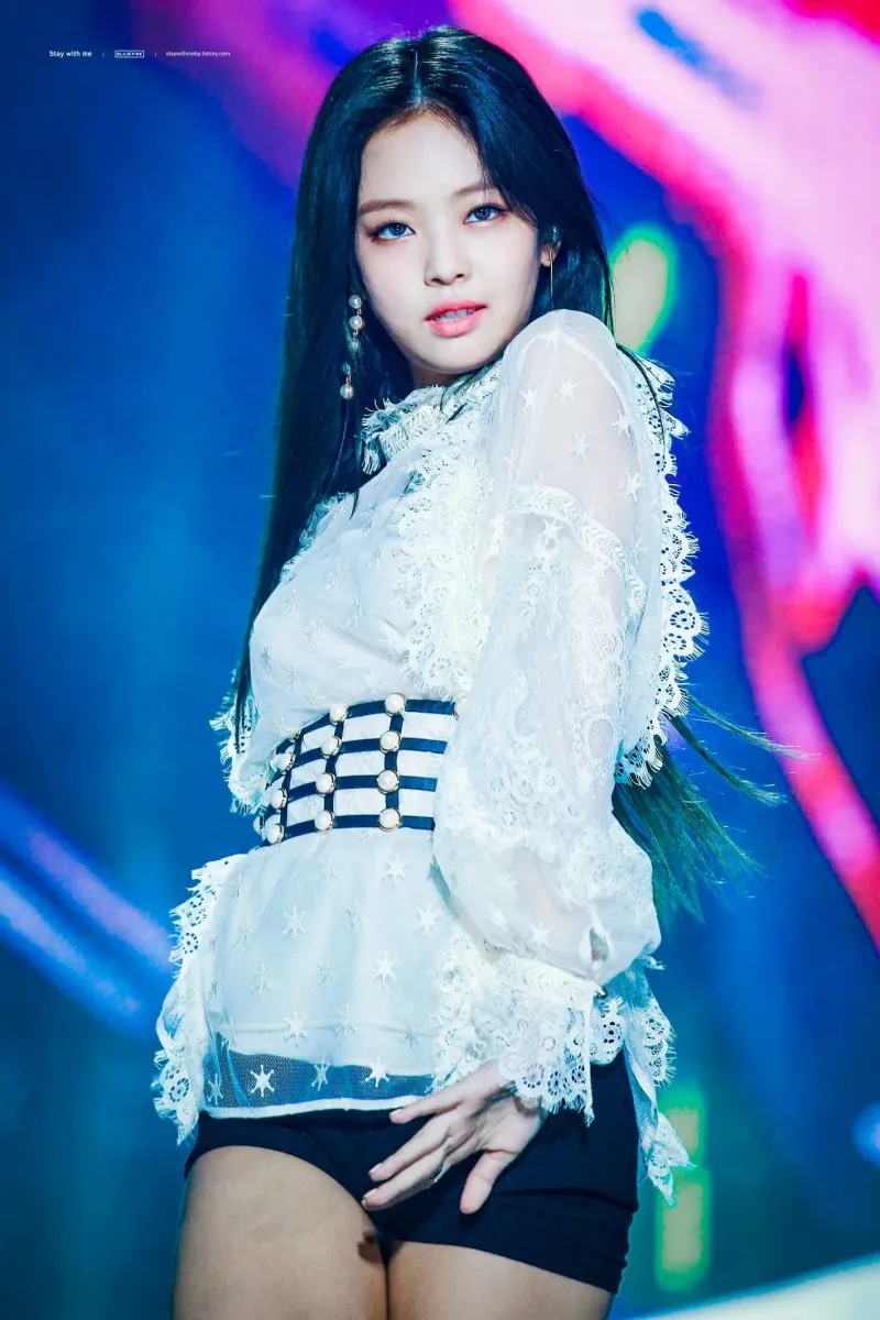 Jennie153.jpg