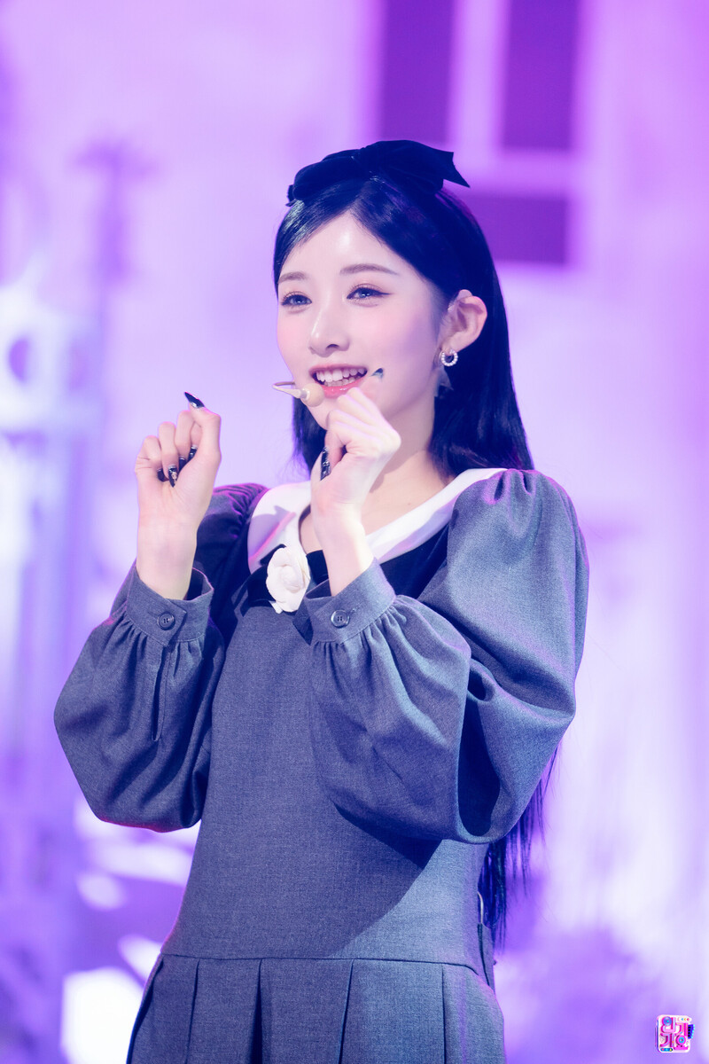 230226 PURPLE KISS Yuki - 'Sweet Juice' at Inkigayo documents 7