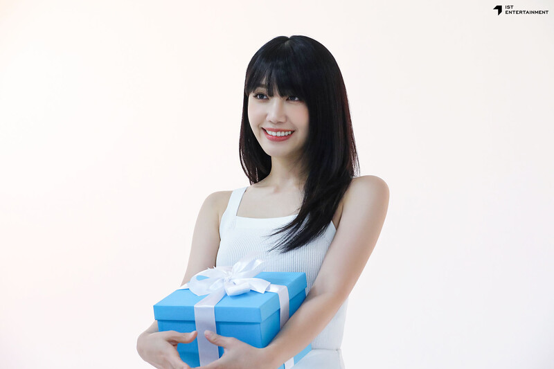 230515 IST Naver post - EUNJI behind the scenes for 'Sangkwaehwan' commercial documents 12