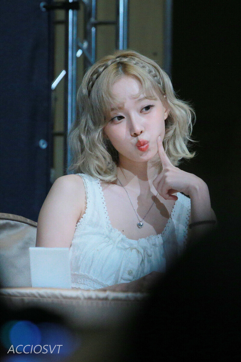 240808 aespa Winter - Fansign in Taipei documents 4