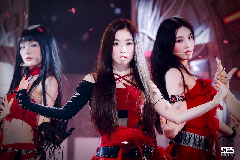 240630 Red Velvet Irene - 'Cosmic' at Inkigayo documents 1