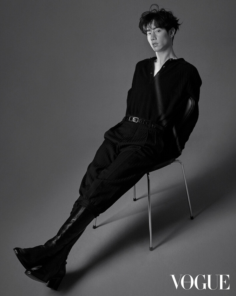 GOT7 MARK TUAN for VOGUE Thailand x YSL August Digital Issue 2022 documents 9