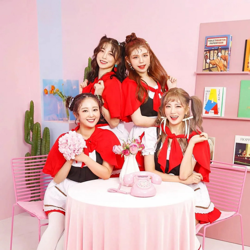 ICU_Cupid_group_promotional_photo_(5).png