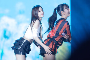 240720 Apink CHORONG & BOMI at 'One Tone Concert' in Taiwan