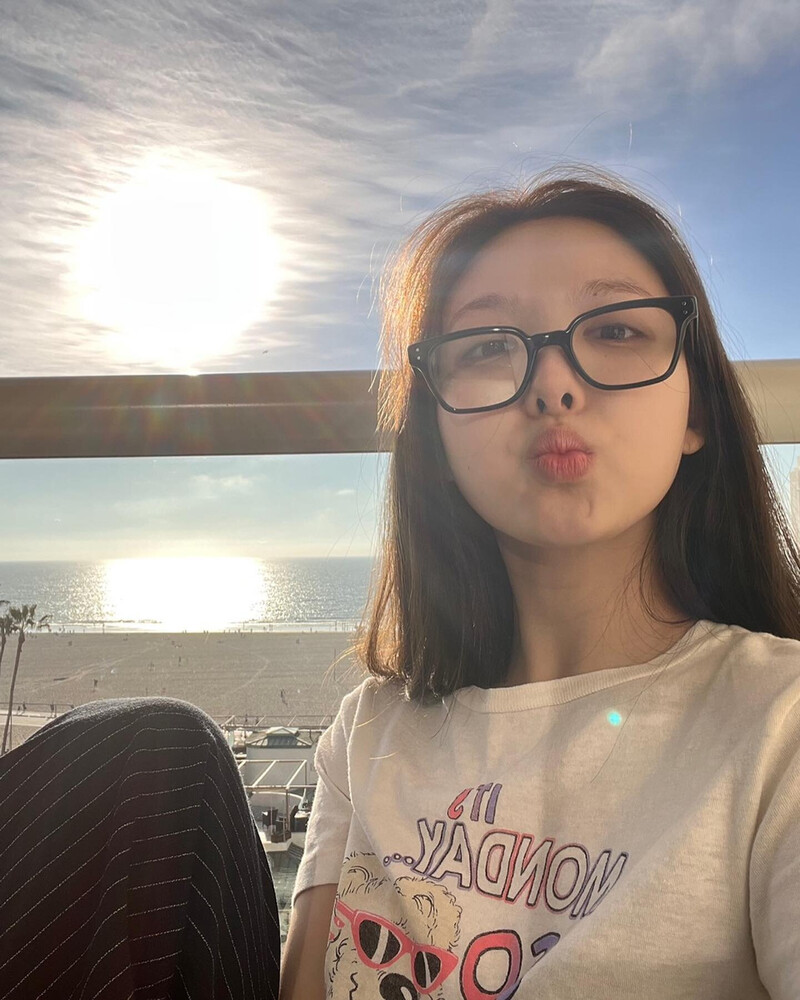 220215 TWICE SNS Update - Nayeon documents 2