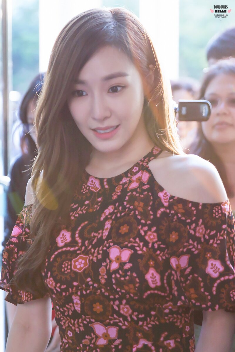 160516 Tiffany at SBS Building documents 4