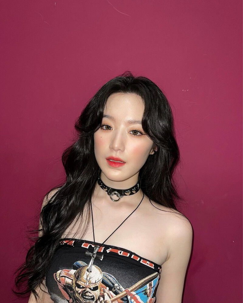 220328 (G)I-DLE Shuhua Instagram Update documents 10