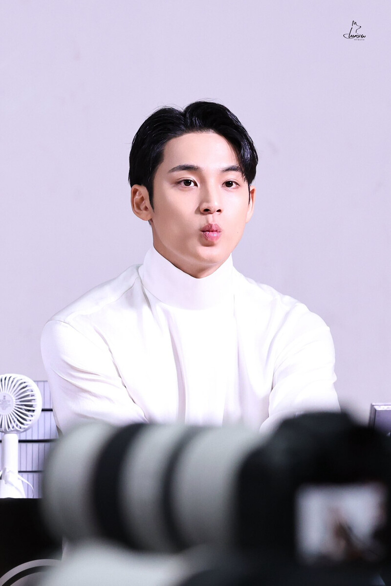240511 SEVENTEEN Mingyu - BEATROAD Fansign Event documents 3