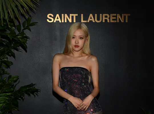 BLACKPINK LATINO on X: #ROSÉ x Saint Laurent #ROSÉxSaintLaurent @BLACKPINK   / X