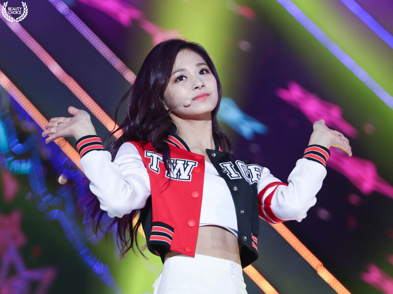 Tzuyu253.jpg