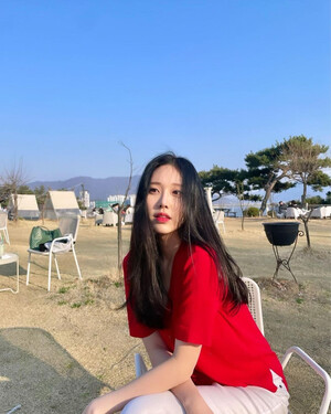 230221 Nayun Instagram Update