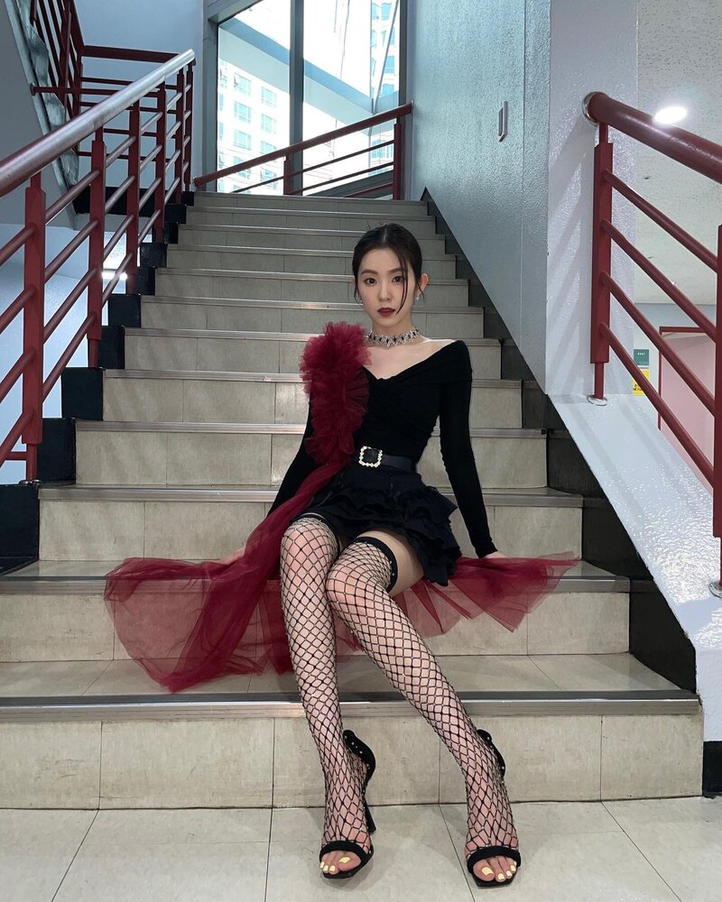 210829 Red Velvet Irene Instagram Update documents 2