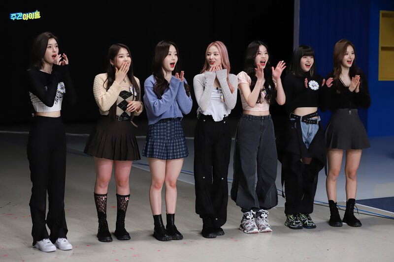 220222 MBC Naver Post - NMIXX at Weekly Idol documents 3