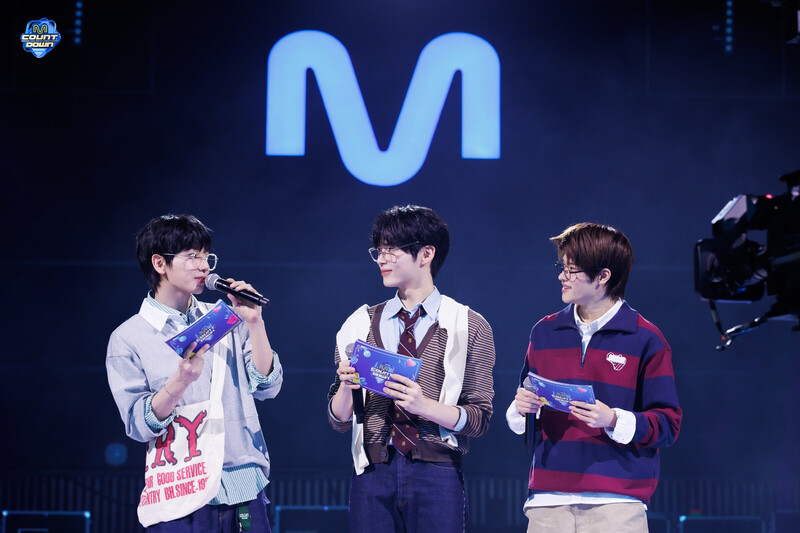 240229 MC Hanbin, Sohee, and Jaehyun at M Countdown documents 2