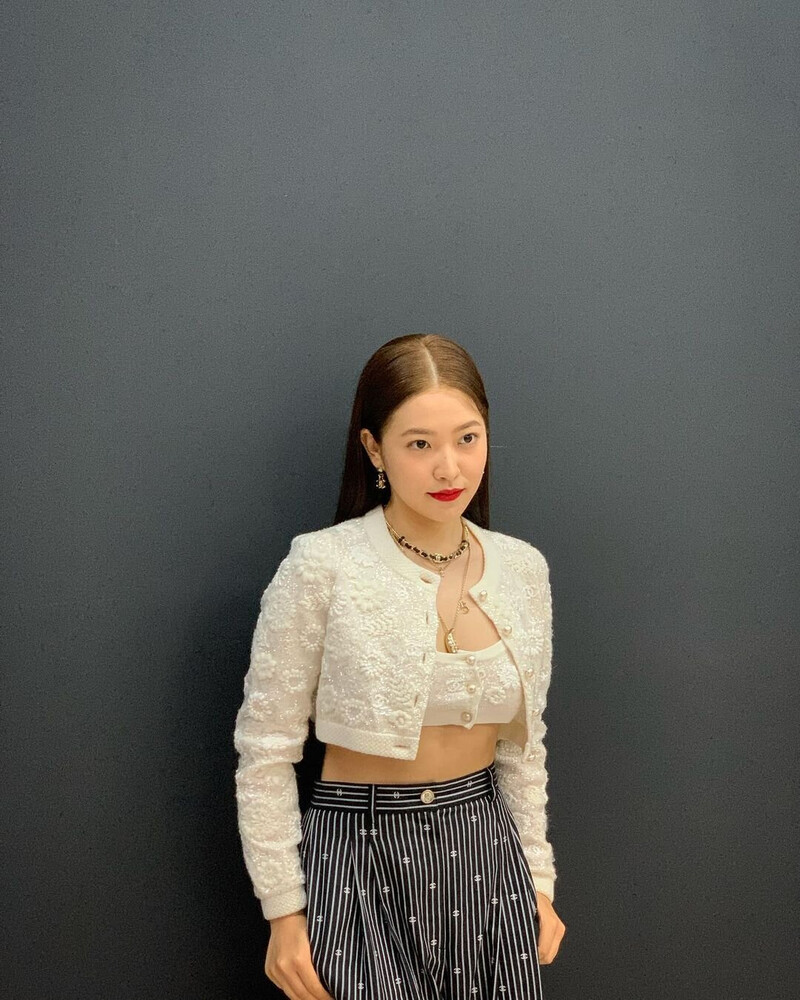 210630 Yeri Instagram Update (RED VELVET) documents 1