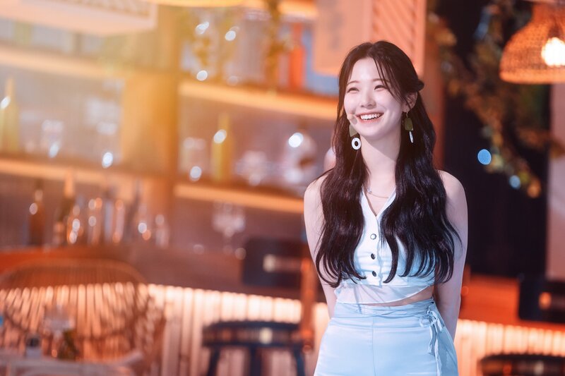 220703 fromis_9 Jiheon - 'Stay This Way' at Inkigayo documents 22