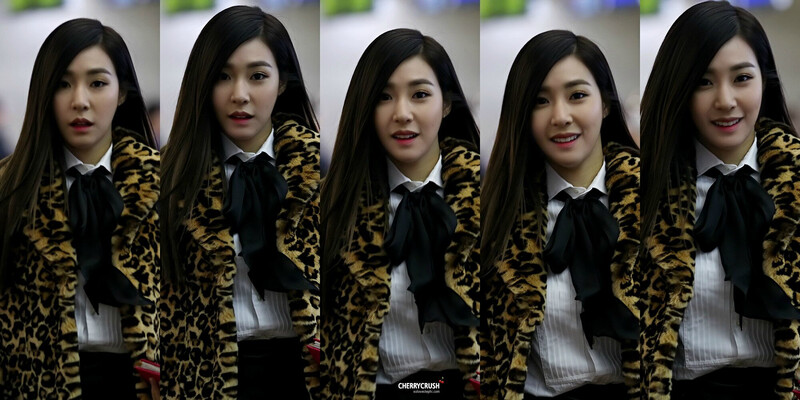 151206 SNSD Tiffany at Incheon Airport documents 4