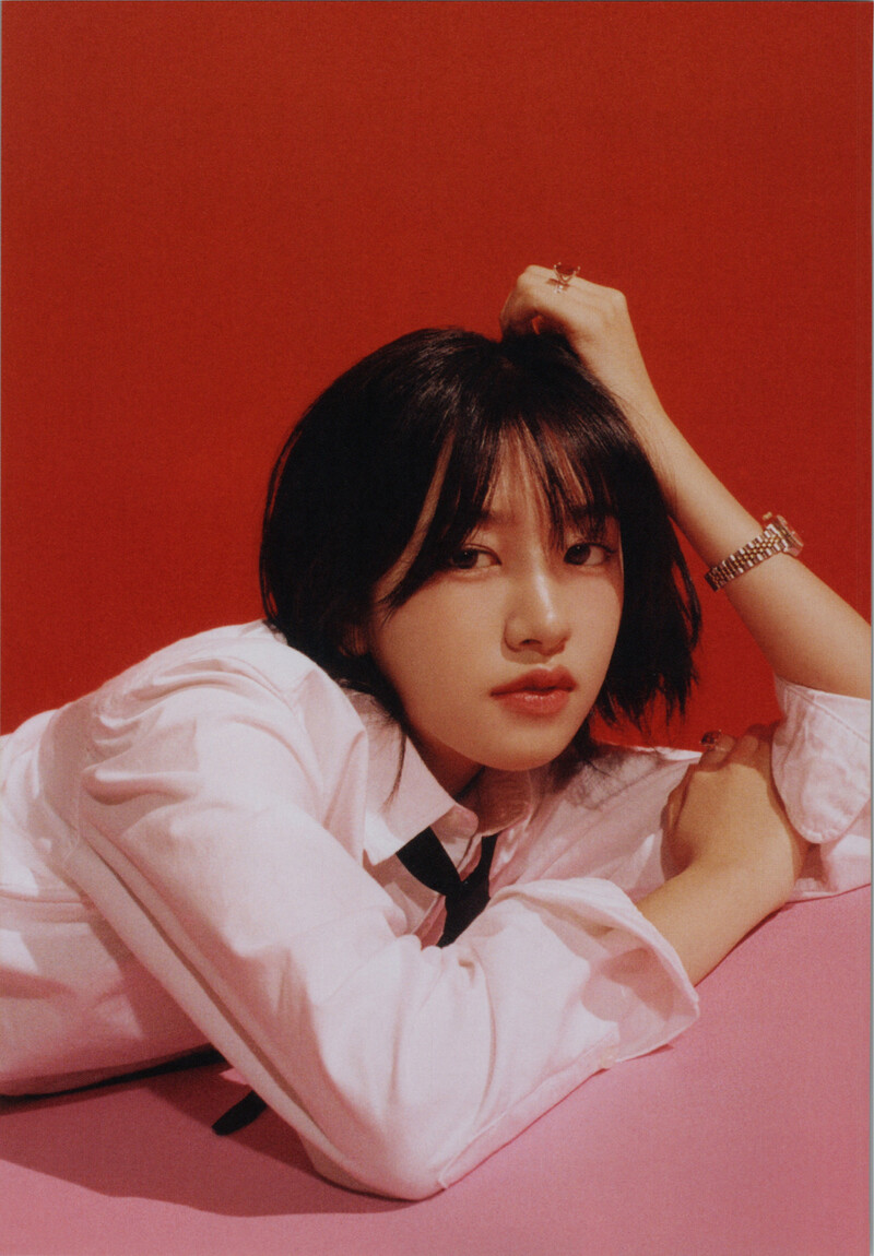 IVE - Mini Album 'I'VE MINE' (Scans) documents 4