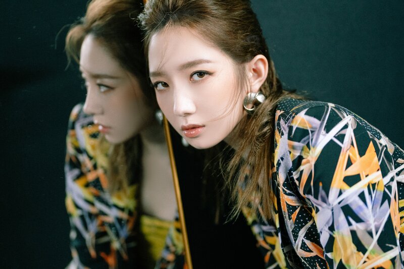 Mei Qi for Born To Dance documents 2