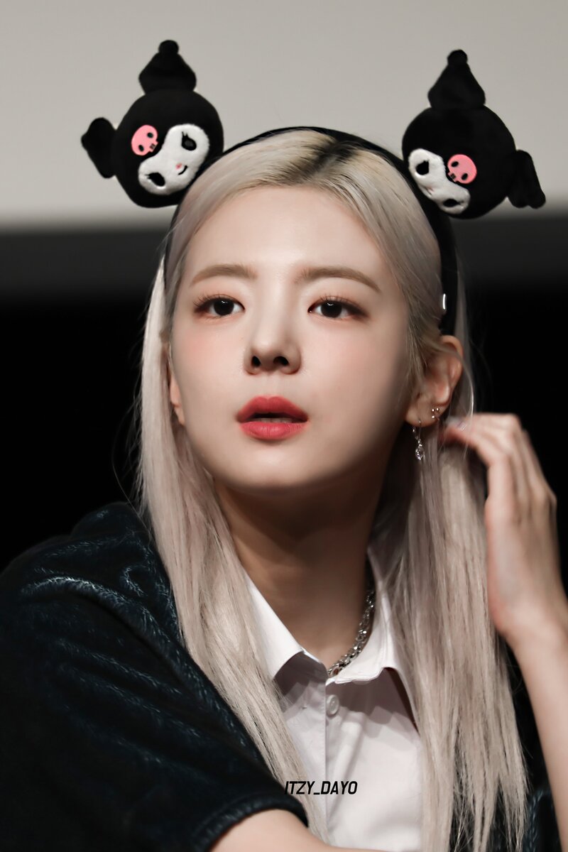 230813 ITZY Lia - Makestar Fansign documents 3