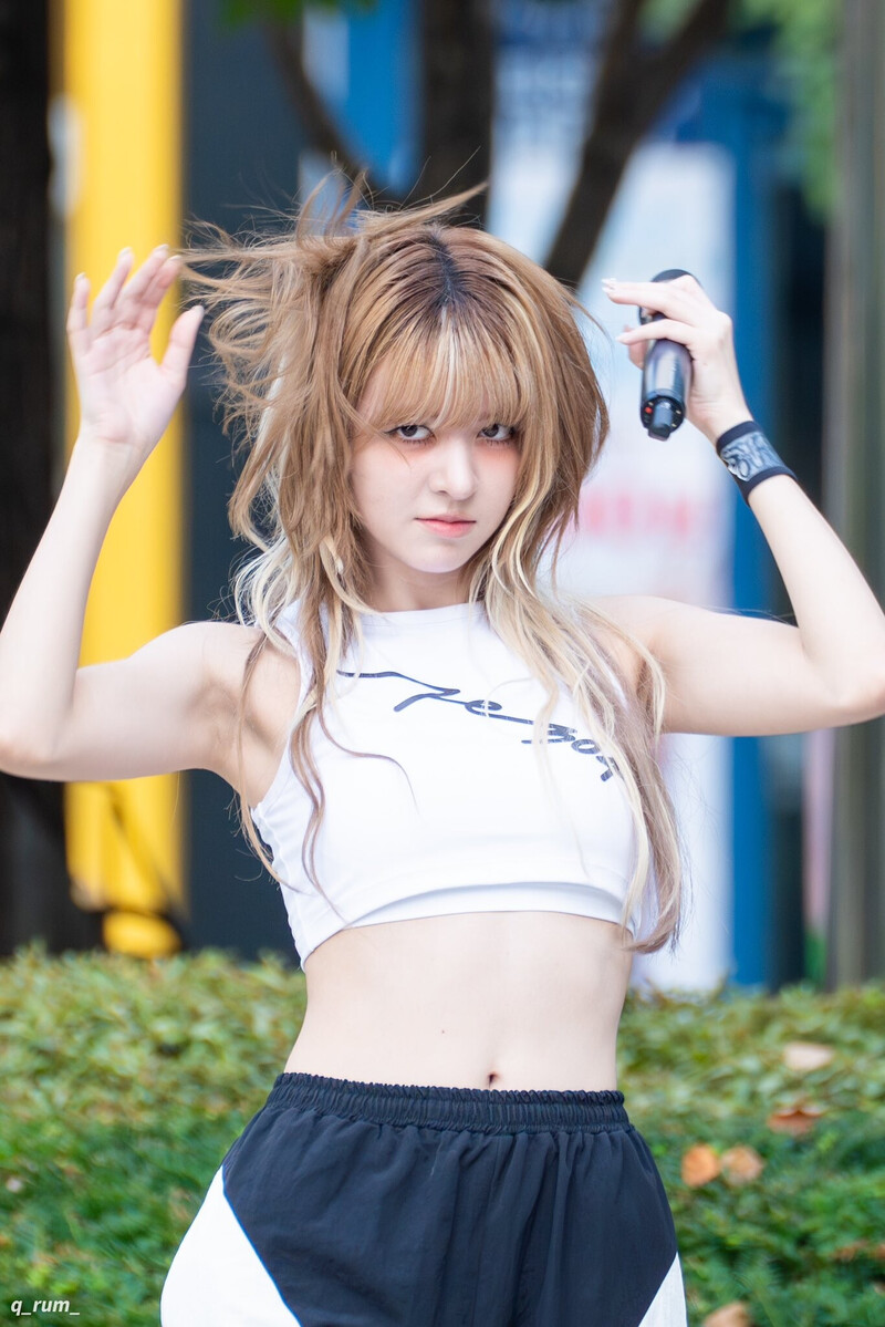 240907 NMIXX Lily - Music Core Mini Fanmeeting documents 3