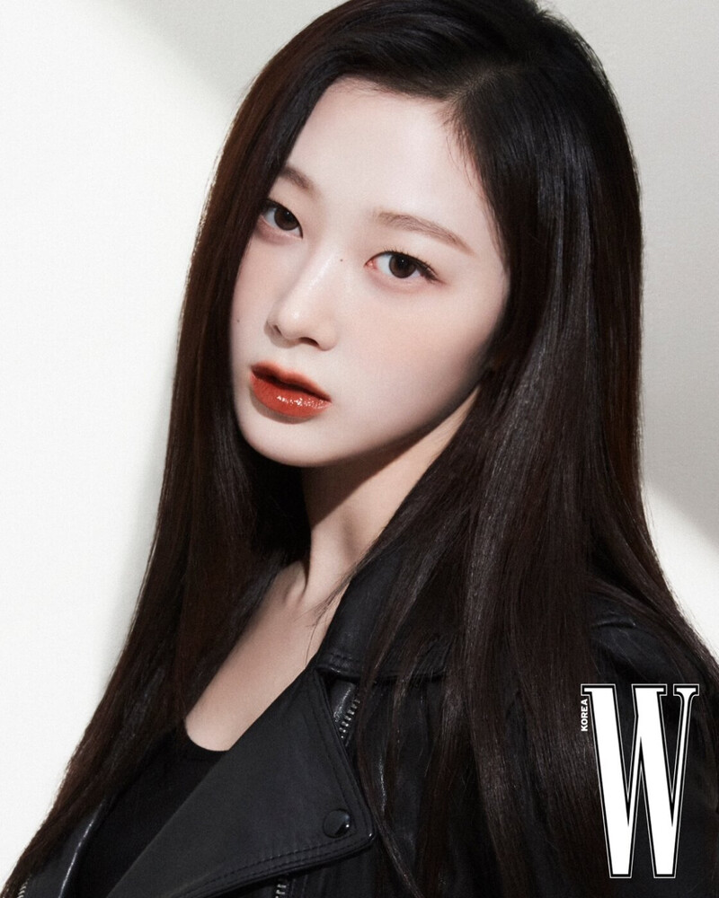 aespa x Yves Saint Laurent Beauty 'Vinyl Cream Tint' for W Korea documents 3