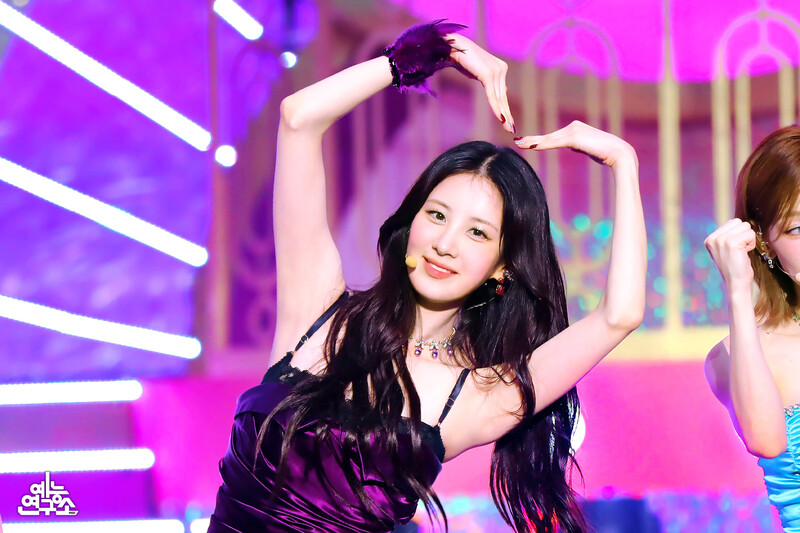 220820 Girls Generation - 'FOREVER 1' at Music Core documents 17