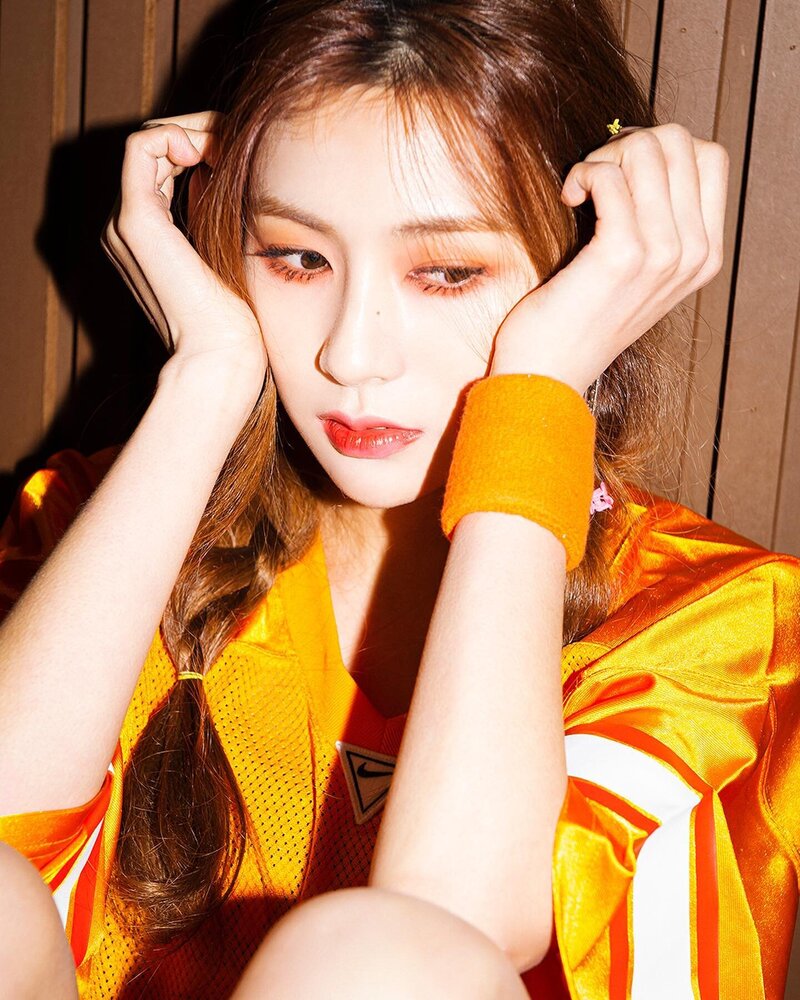 Apink Hayoung May 2022 pictorial documents 8