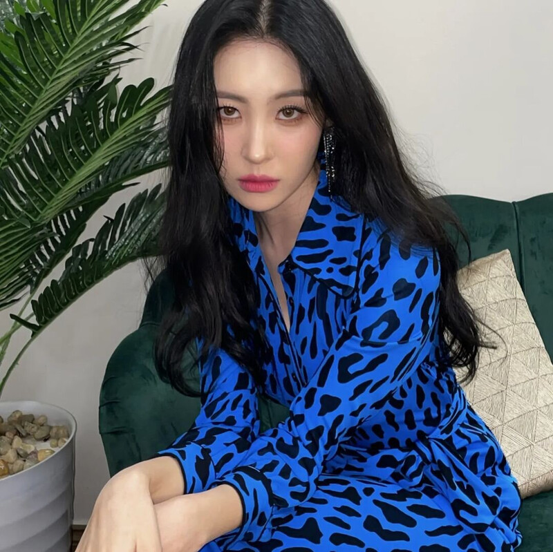 221001 Sunmi Instagram Update documents 1