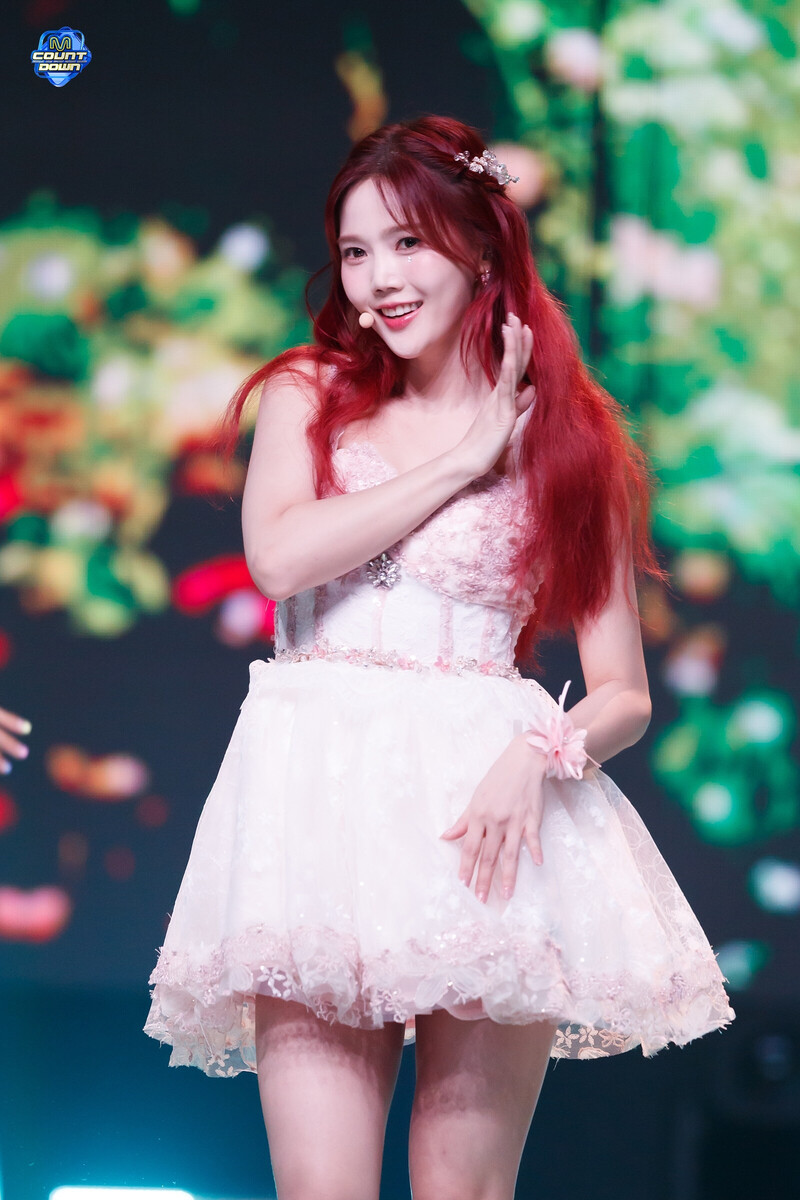 240905 OH MY GIRL Hyojung - 'Classified' at M COUNTDOWN documents 4