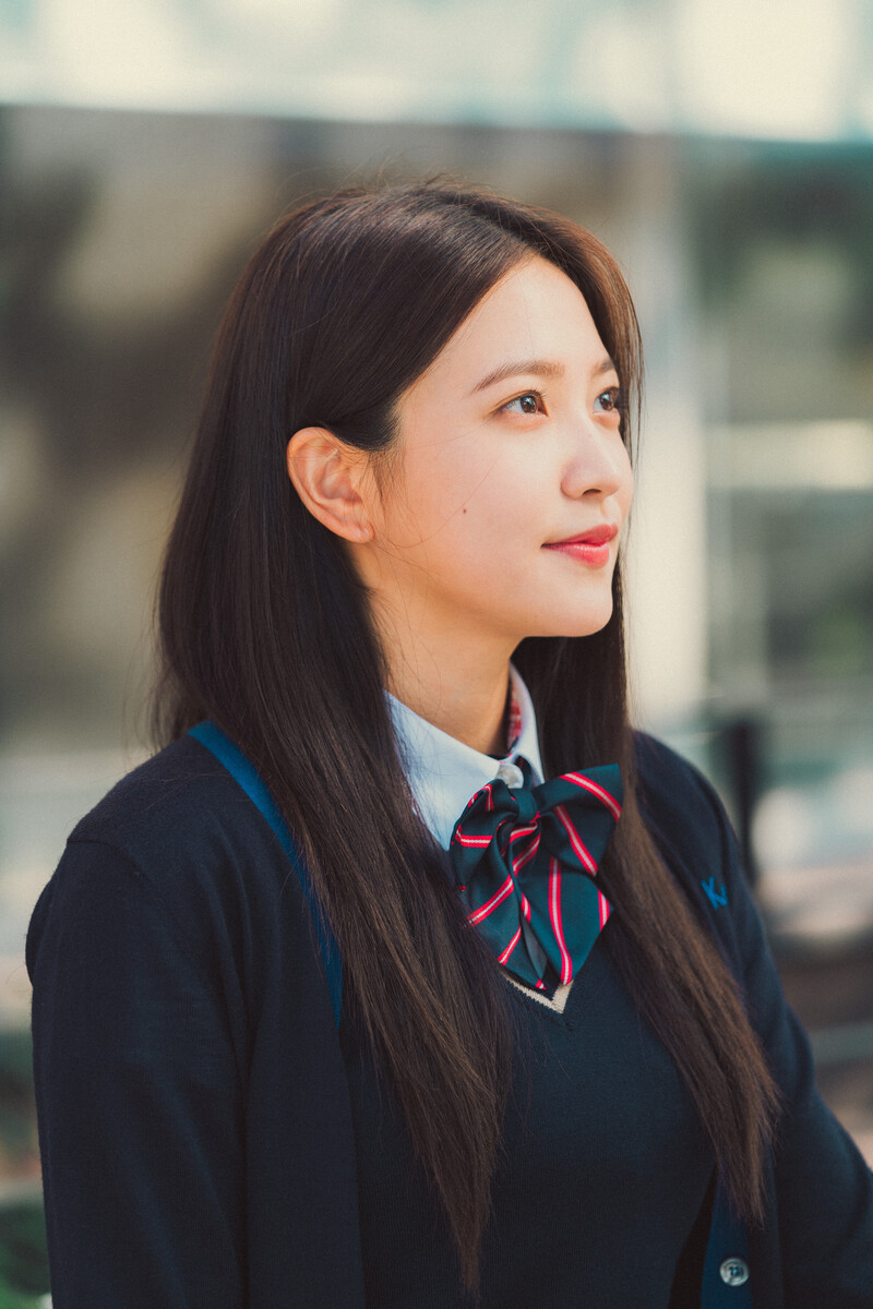 210902 Red Velvet Yeri "Blue Birthday" Shooting Behind the Scenes | Naver Update documents 1