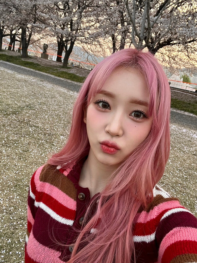 230401 STAYC Twitter Update - Sumin documents 3