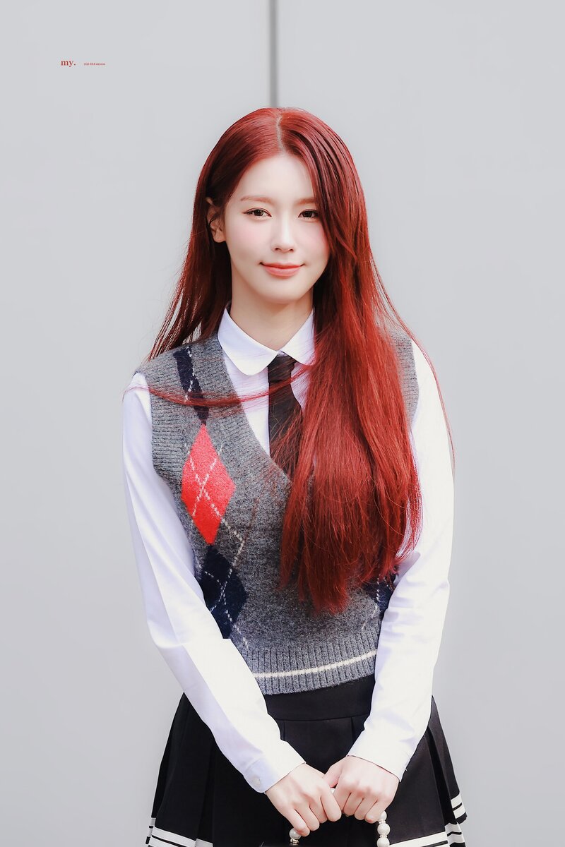 240111 (G)I-DLE Miyeon - 'Knowing Bros' Commute documents 3