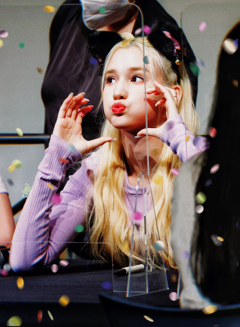 220704 Kep1er Bahiyyih - MusicDrama Fansign documents 12