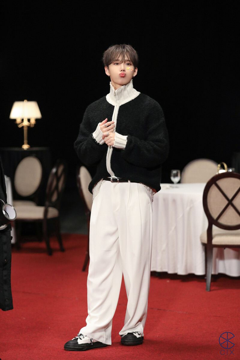 240131 - Naver - CIX Lovers or Enemies MV Shooting Behind Photos documents 2