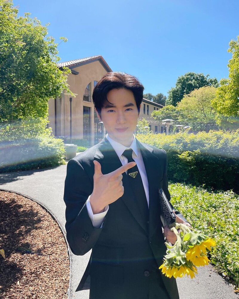 220520 Suho Instagram Update (EXO) documents 1