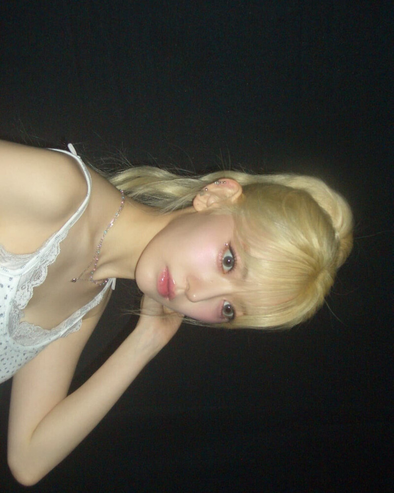 240708 - SAKURA Instagram Update documents 2